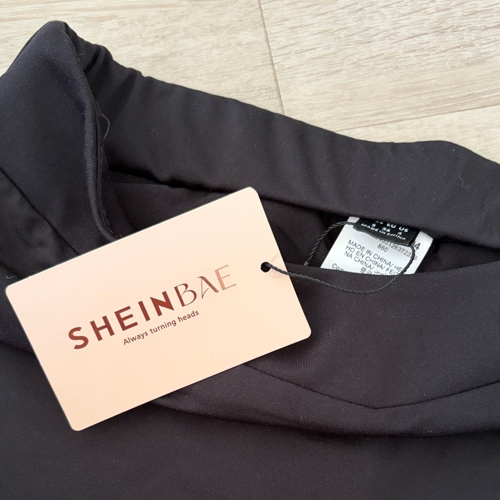 SHEIN black Mini Skort - Picture 2 of 4